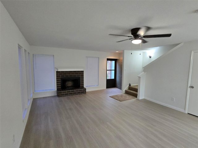 7855 Green Lawn Drive 7855, Houston, TX 77088