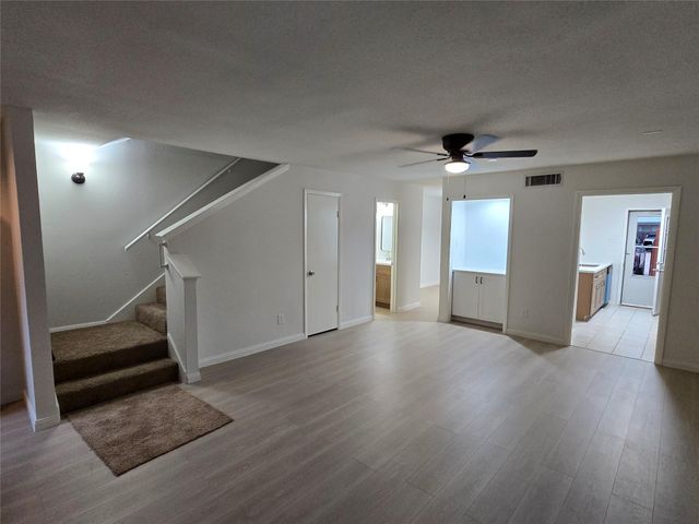7855 Green Lawn Drive 7855, Houston, TX 77088