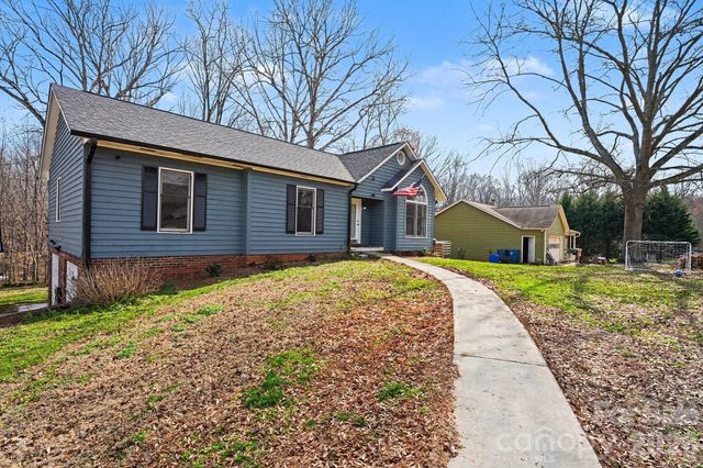 1163 Hidden Creek Circle, Hickory, NC 28602