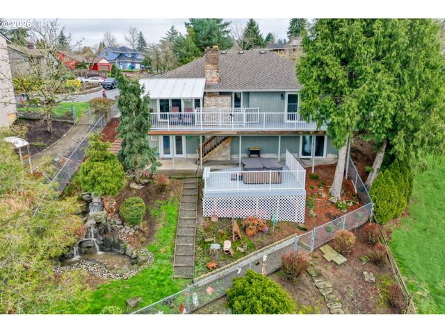 2401 Sw ELEVEN MILE Dr, Gresham, OR 97080