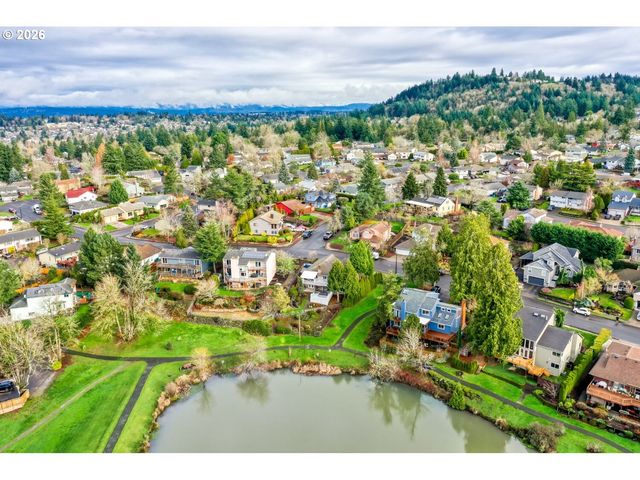 2401 Sw ELEVEN MILE Dr, Gresham, OR 97080