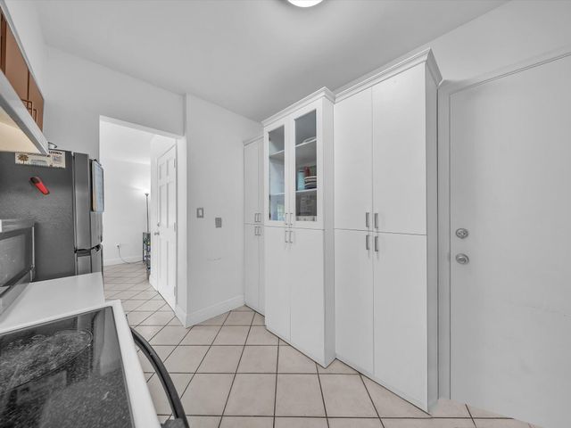 1150 Madruga Avenue C302, Miami, FL 33146