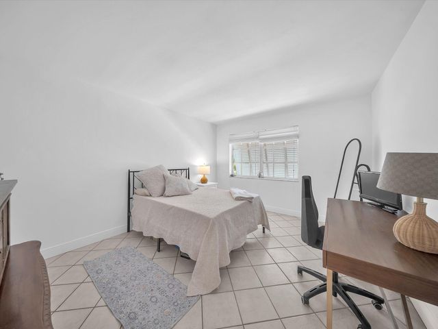 1150 Madruga Avenue C302, Miami, FL 33146