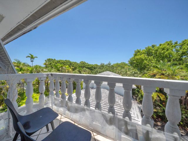 1150 Madruga Avenue C302, Miami, FL 33146