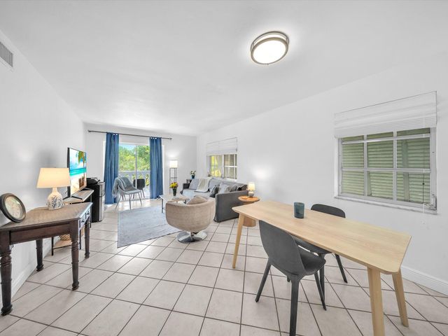 1150 Madruga Avenue C302, Miami, FL 33146
