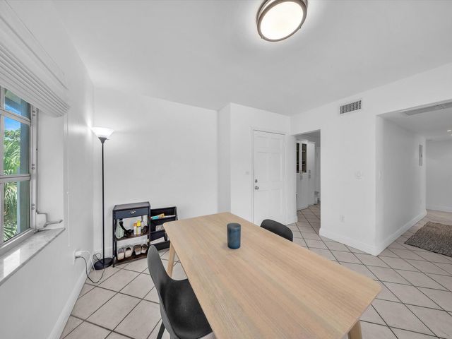 1150 Madruga Avenue C302, Miami, FL 33146