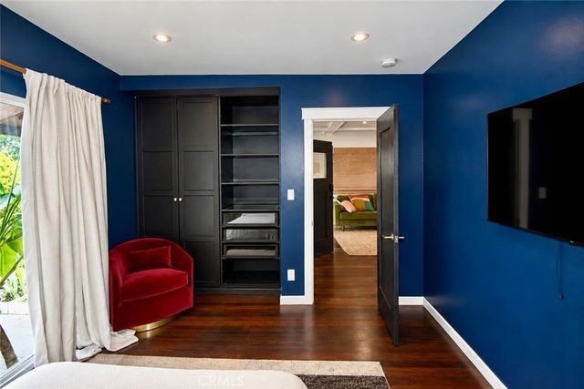 6160 York Boulevard, Los Angeles, CA 90042