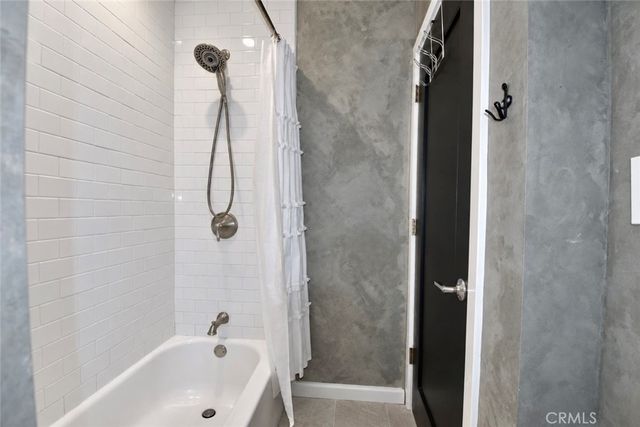 6160 York Boulevard, Los Angeles, CA 90042