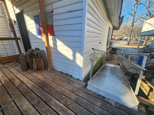 1589 Shady Woods Drive, Quinlan, TX 75474