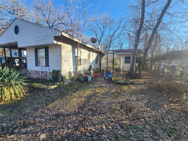 1589 Shady Woods Drive, Quinlan, TX 75474