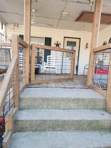 1589 Shady Woods Drive, Quinlan, TX 75474