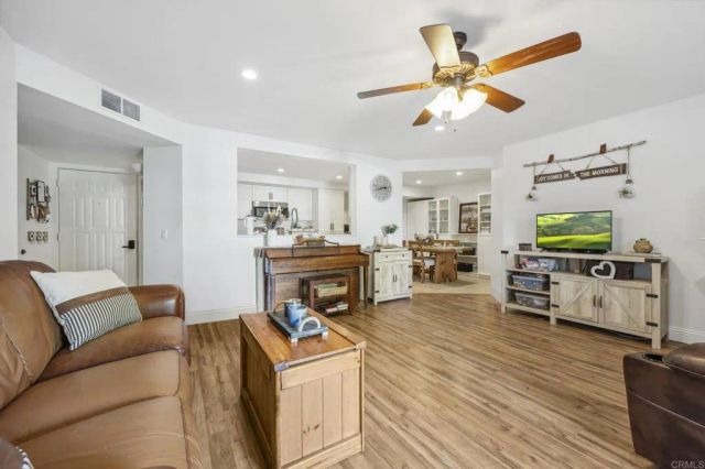 1020 E Washington Avenue 88, Escondido, CA 92025