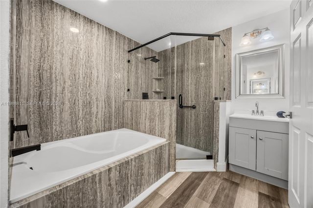 3990 SW Halcomb St, Port St. Lucie, FL 34953