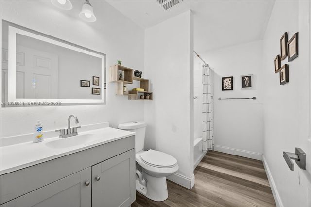 3990 SW Halcomb St, Port St. Lucie, FL 34953