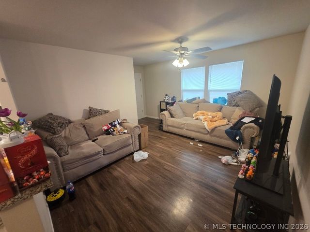 1908 Mulberry Street, Wagoner, OK 74467