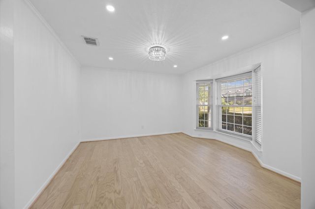 25 Little John Lane, Dayton, TX 77535