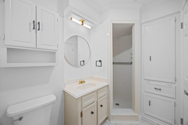 25 Little John Lane, Dayton, TX 77535