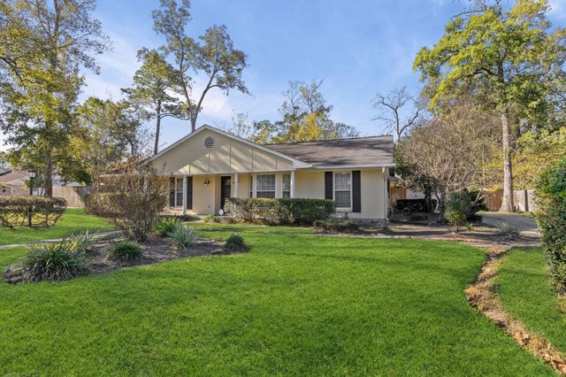 25 Little John Lane, Dayton, TX 77535