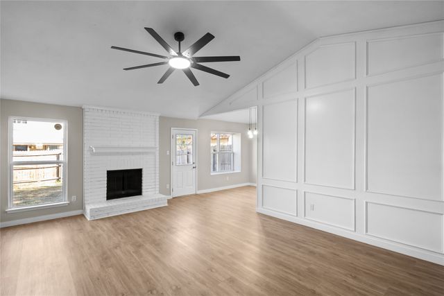 5711 Congressional Drive, Arlington, TX 76018