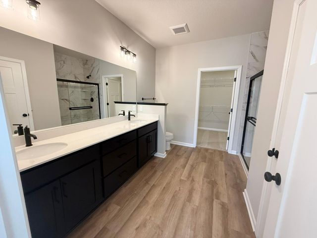 8195 Haywood Drive, Lino Lakes, MN 55014