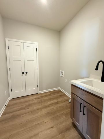 8195 Haywood Drive, Lino Lakes, MN 55014