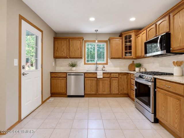 2775 W Stoneridge Circle, Wasilla, AK 99654