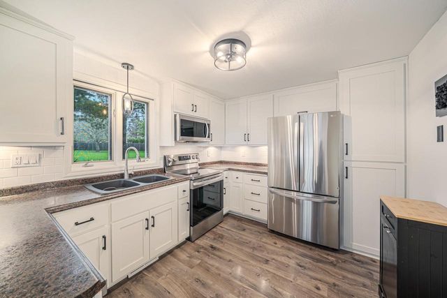 1820 SUGAR PLACE, De Pere, WI 54115