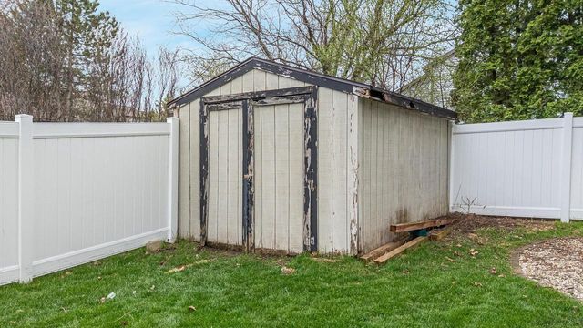 1820 SUGAR PLACE, De Pere, WI 54115