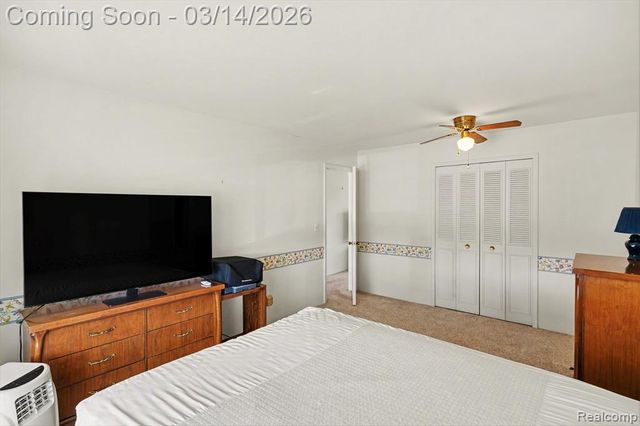 5946 Alan Drive 40, Brighton, MI 48116