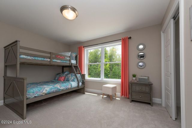 24 Hunter Court, Milton, NY 12020