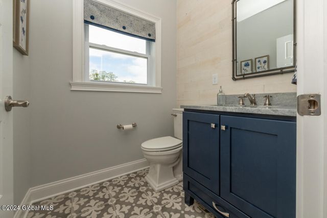 24 Hunter Court, Milton, NY 12020