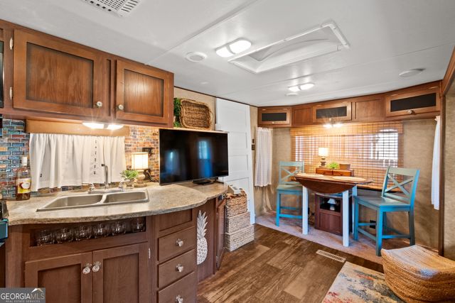 4011 Murphy Highway, Mineral Bluff, GA 30559