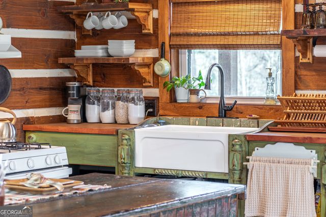 4011 Murphy Highway, Mineral Bluff, GA 30559