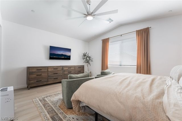 2280 Lazlo Point Street, Henderson, NV 89044