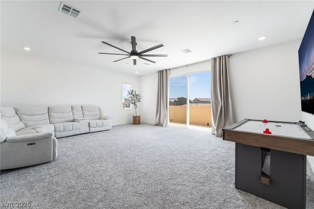 2280 Lazlo Point Street, Henderson, NV 89044