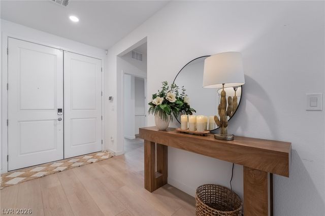 2280 Lazlo Point Street, Henderson, NV 89044