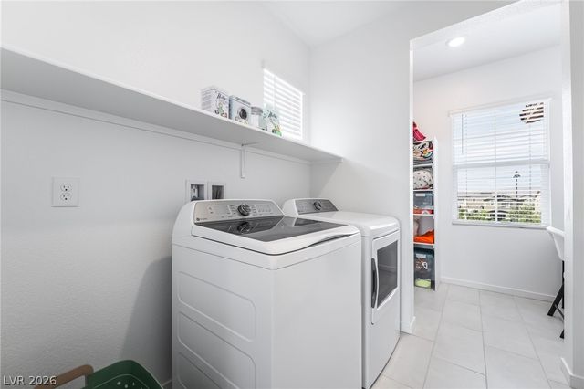 2280 Lazlo Point Street, Henderson, NV 89044