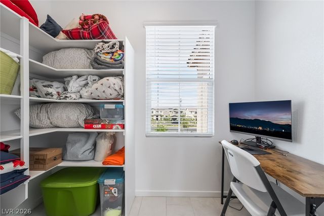 2280 Lazlo Point Street, Henderson, NV 89044