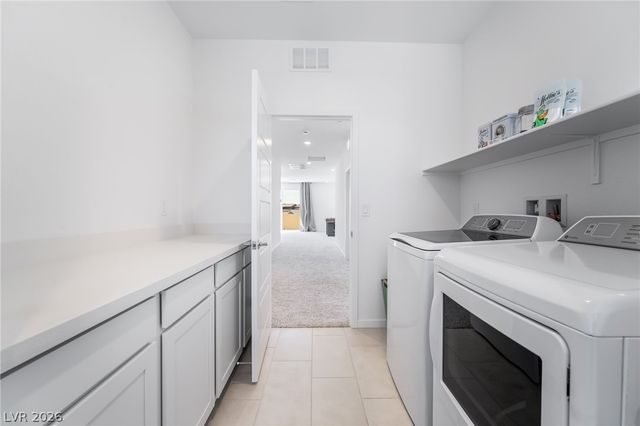 2280 Lazlo Point Street, Henderson, NV 89044