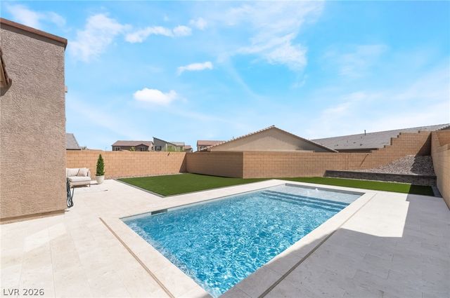 2280 Lazlo Point Street, Henderson, NV 89044
