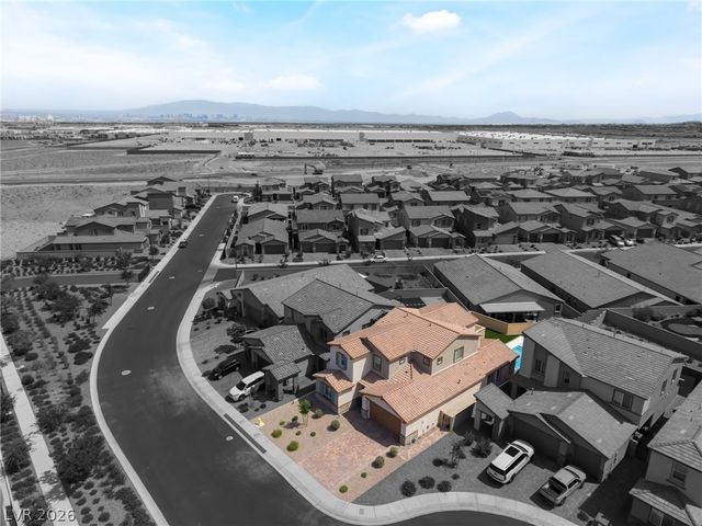 2280 Lazlo Point Street, Henderson, NV 89044
