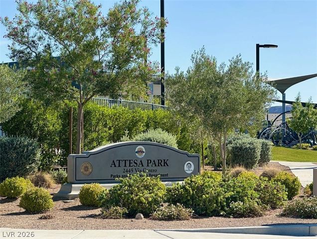 2280 Lazlo Point Street, Henderson, NV 89044