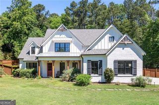 1009 Davenport Circle, Powder Springs, GA 30127