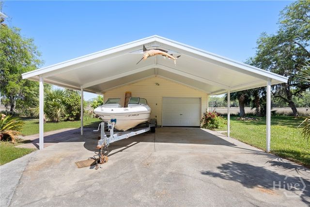 95 Circle Drive, Midway, GA 31320