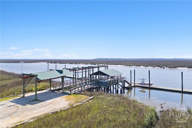 95 Circle Drive, Midway, GA 31320