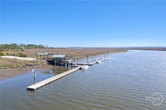 95 Circle Drive, Midway, GA 31320