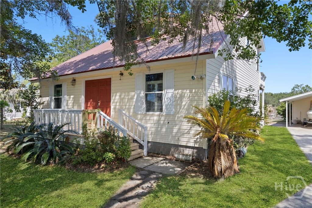 95 Circle Drive, Midway, GA 31320
