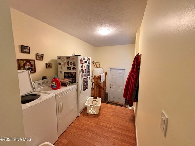 107 Christopher Court, Clinton, NC 28328