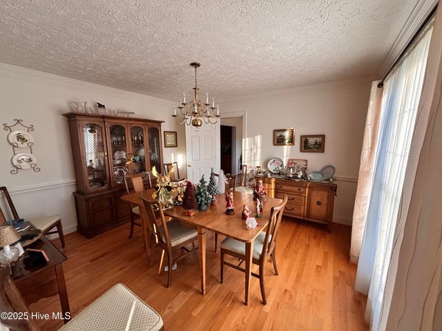 107 Christopher Court, Clinton, NC 28328