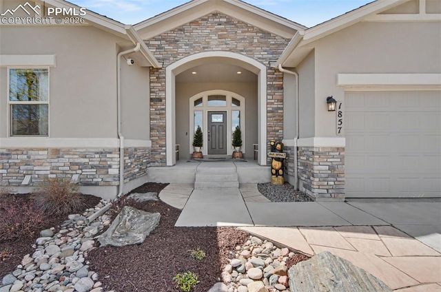 1857 Clayhouse Drive, Colorado Springs, CO 80921